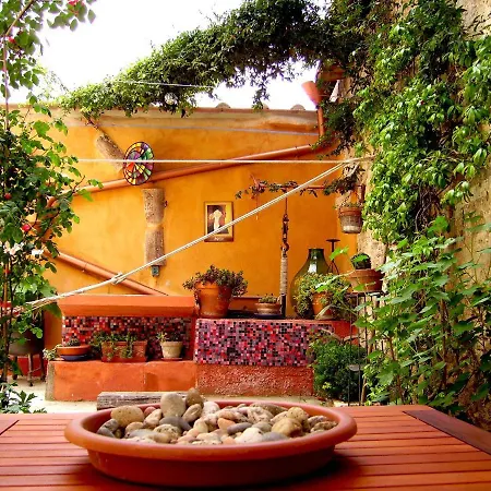 Le Cisterne Bed and breakfast