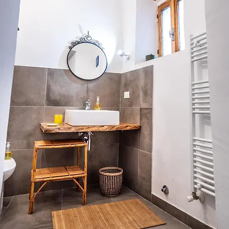 Le Cisterne 3* Amelia