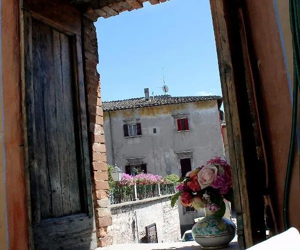 Bed & Breakfast Le Cisterne 3*